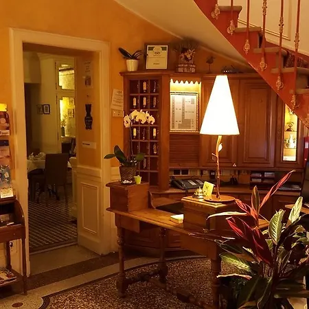 Hotel Du Parc 2*