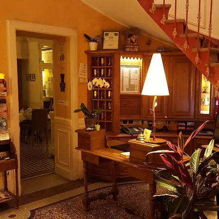 杜帕克酒店 酒店 2*