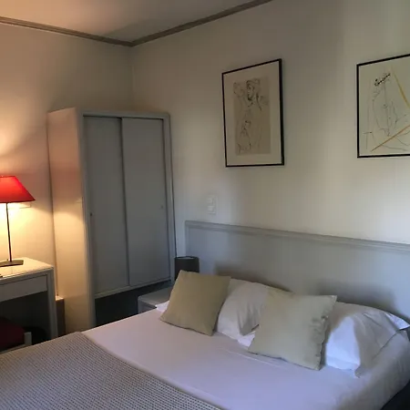 Hotel Du Parc 2*