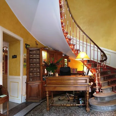 杜帕克酒店 酒店 2*