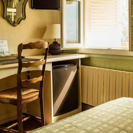 Du Parc 2* Montpellier