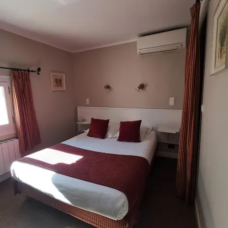 Du Parc 2* Montpellier