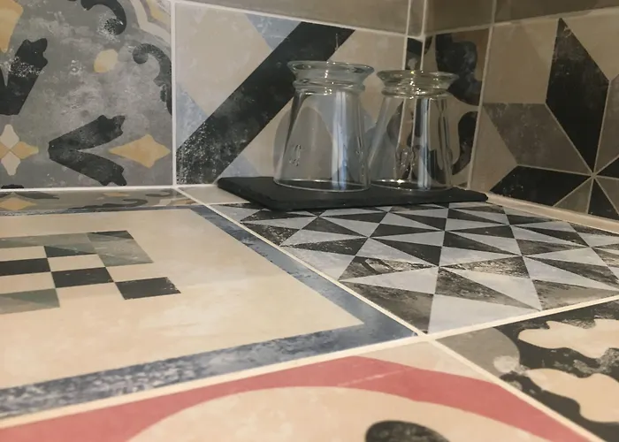 Du Parc 2* Montpellier