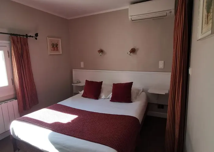 Du Parc 2* Montpellier