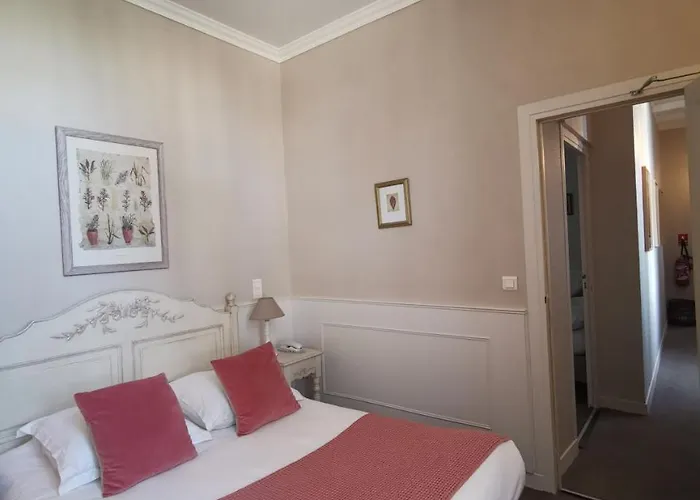 Du Parc 2* Montpellier